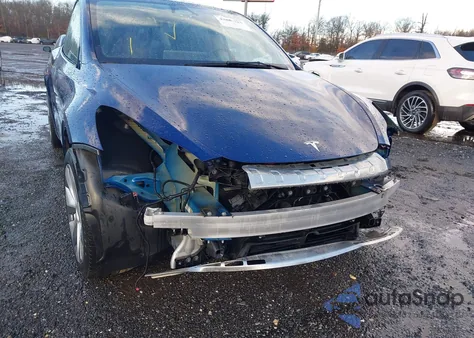 2023 Tesla Model Y Awd/Long Range Dual Motor All-Wheel Drive из США, поврежденный, VIN 7SAYGDEE6PA159918